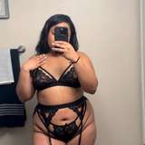 naughtyarrii from onlyfans